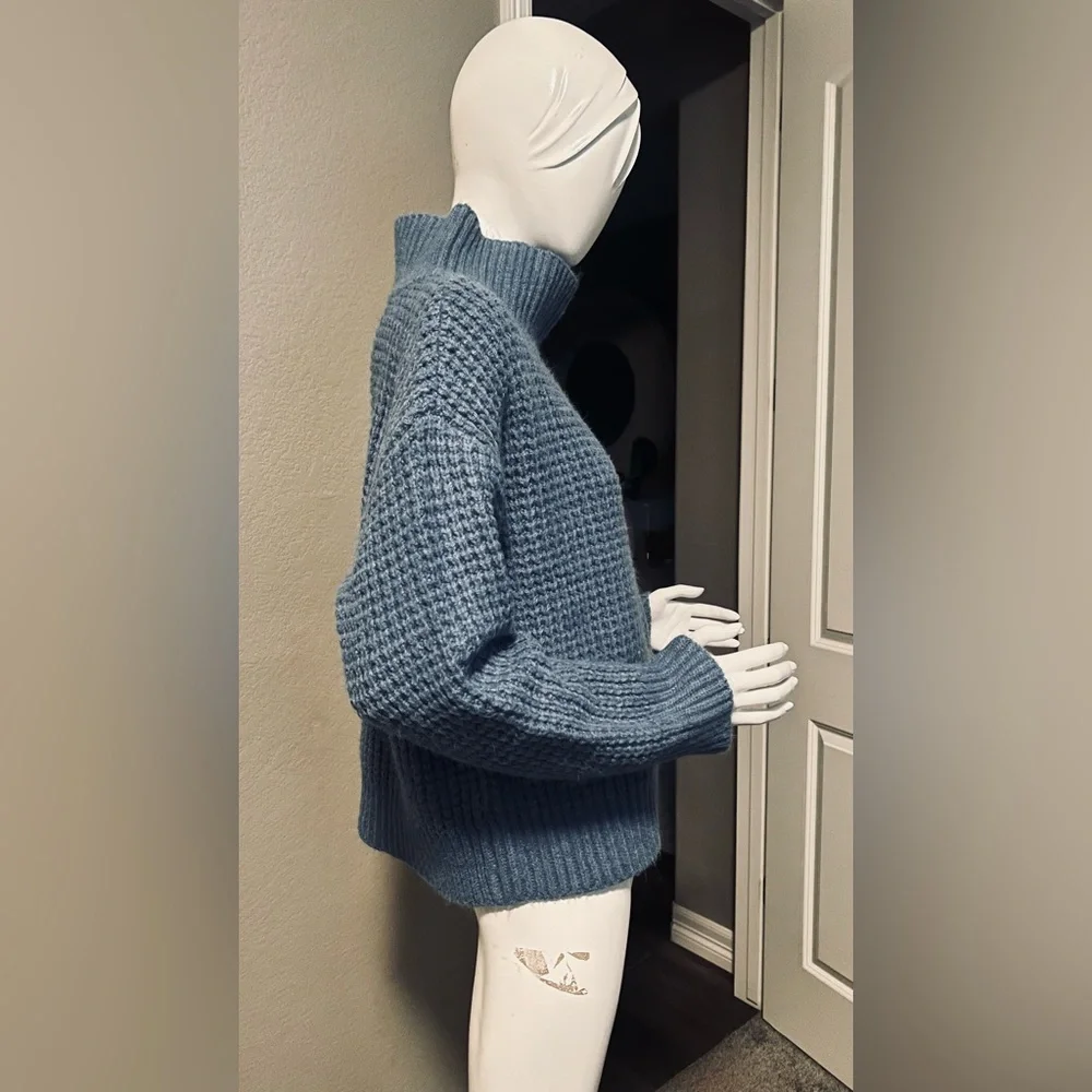 Ann Taylor Weekend Dusty Blue Mock Neck Button-Shoulder Sweater size L - Picture 7 of 11